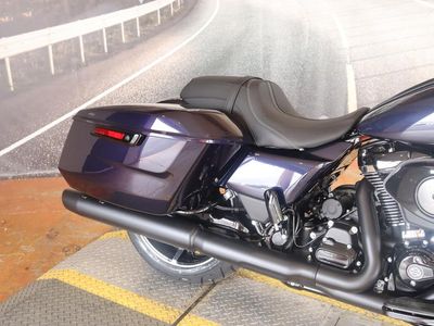 2025 Harley-Davidson FLHX - Street Glide - Photo 10