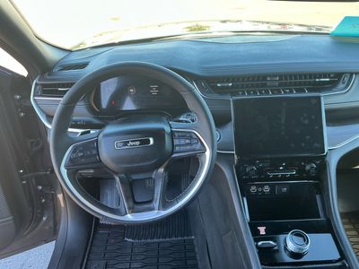 2025 Jeep Grand Cherokee L — photo 9 view