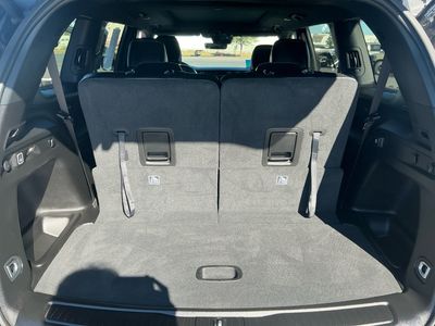 2025 Jeep Grand Cherokee L — photo 13 view