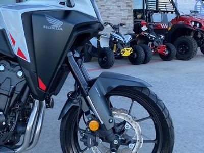 2025 Honda NX500 - Photo 11