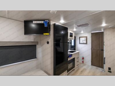 2026 Forest River RV Surveyor Legend - Photo 4