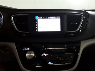 2022 Chrysler Voyager - Photo 18