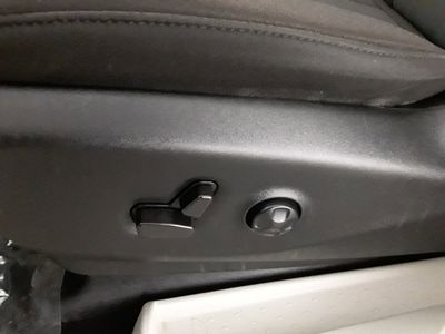 2022 Chrysler Voyager - Photo 10