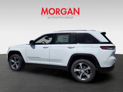 2026 Jeep Grand Cherokee — interior view