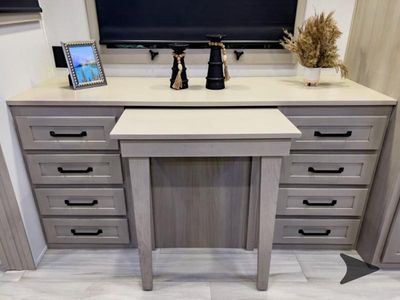 2026 Grand Design Momentum M-Class - Photo 7