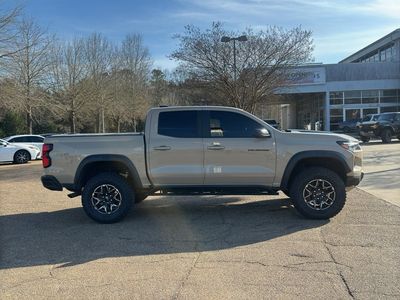 2024 Chevrolet Colorado - Photo 8