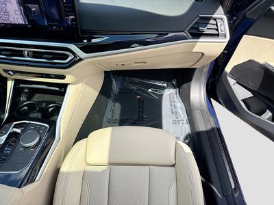 2023 BMW 3 Series — photo 17 view