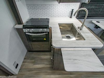 2026 Entegra Coach Odyssey - Photo 15