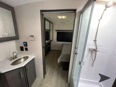 2025 Keystone RV Cougar Half-Ton - Photo 24