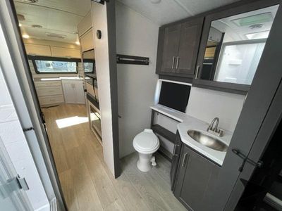 2025 Keystone RV Cougar Half-Ton - Photo 31