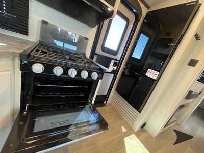 2025 Keystone RV Cougar Half-Ton - Photo 19