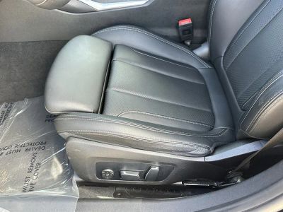2025 BMW 3 Series — photo 21 view