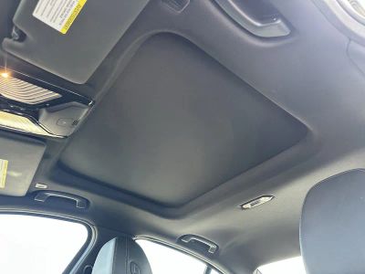 2025 BMW 3 Series — photo 23 view