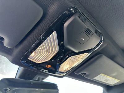 2025 BMW 3 Series — photo 34 view