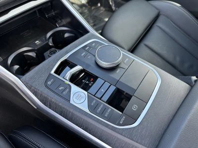 2025 BMW 3 Series — photo 28 view