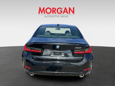 2025 BMW 3 Series — detail view