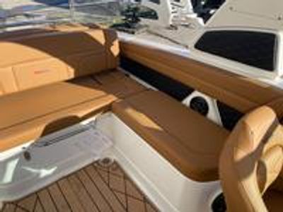 2026 Chaparral 6 GT Surf - Photo 15