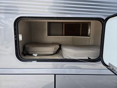 2022 Winnebago VIEW - Photo 32