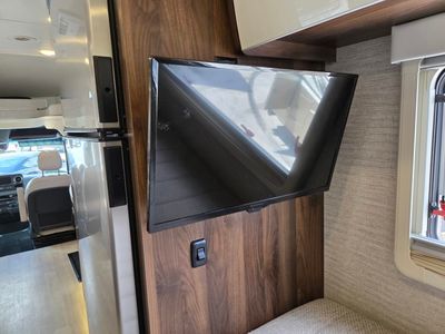 2022 Winnebago VIEW - Photo 25