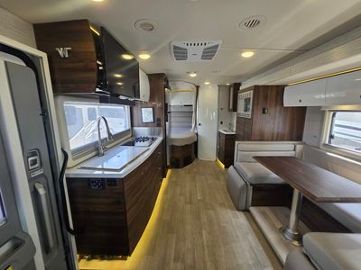 2022 Winnebago VIEW - Photo 4