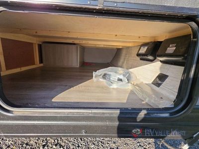 2026 Coachmen RV Catalina Summit Series 7 — photo 9 view
