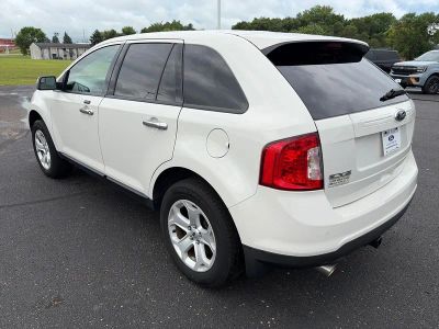 2013 Ford Edge — rear three-quarter view