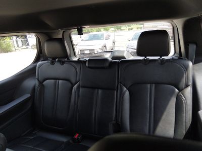 2024 Jeep Wagoneer - Photo 17