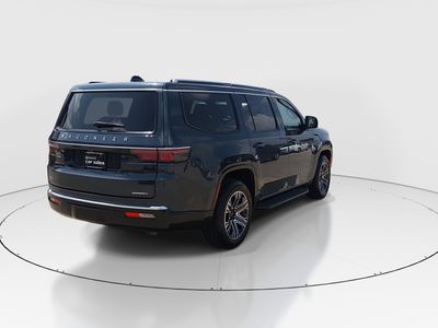 2024 Jeep Wagoneer - Photo 7