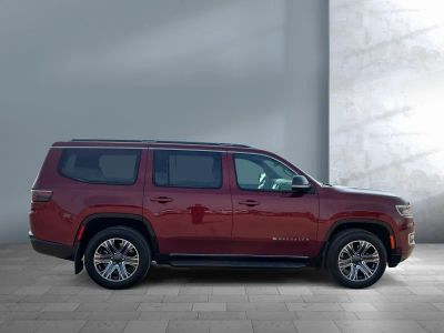 2024 Jeep Wagoneer — photo 7 view