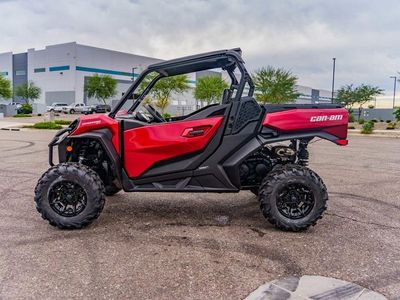 2026 Can-Am Commander XT 700 - Photo 7