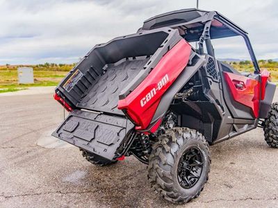 2026 Can-Am Commander XT 700 - Photo 8
