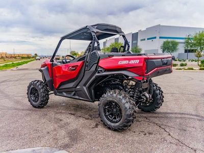 2026 Can-Am Commander XT 700 - Photo 5
