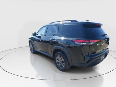 2025 Nissan Pathfinder — detail view