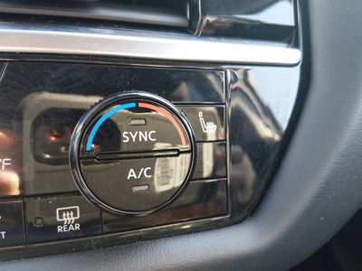 2025 Nissan Pathfinder — photo 18 view