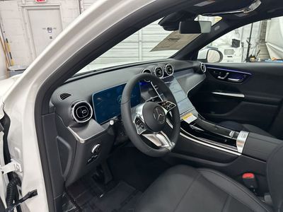 2026 Mercedes-Benz GLC — photo 9 view