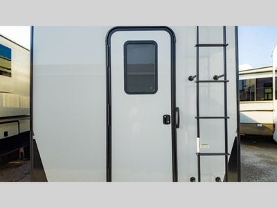 2025 Keystone RV Montana High Country - Photo 6