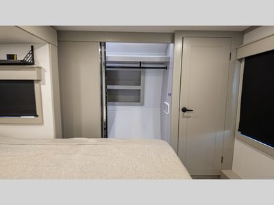 2025 Keystone RV Montana High Country - Photo 13