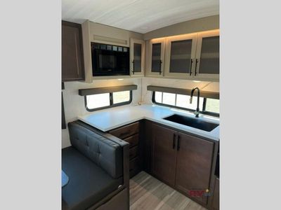 2026 Keystone RV Cougar Half-Ton — photo 18 view