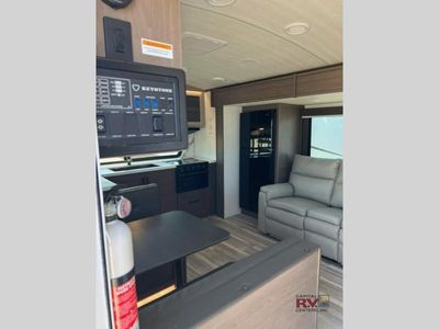 2026 Keystone RV Cougar Half-Ton — photo 13 view