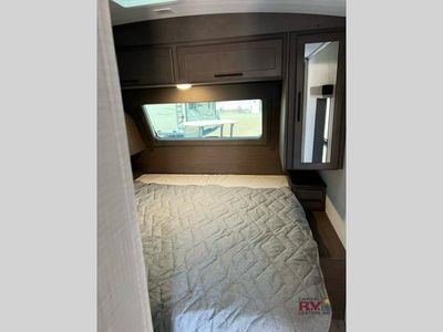 2026 Keystone RV Cougar Half-Ton — photo 32 view