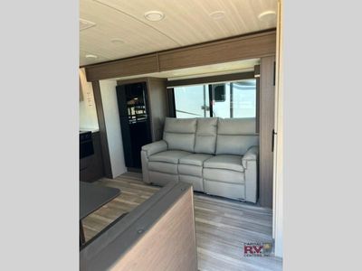2026 Keystone RV Cougar Half-Ton — photo 15 view