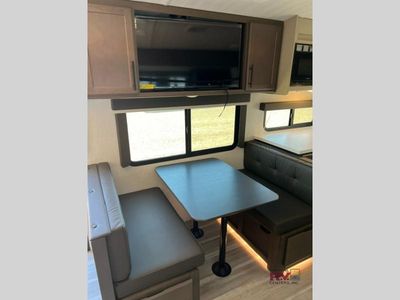 2026 Keystone RV Cougar Half-Ton — photo 17 view