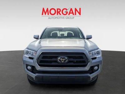 2023 Toyota Tacoma — photo 8 view