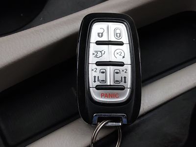 2023 Chrysler Voyager - Photo 15