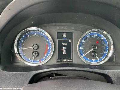2017 Toyota Corolla — photo 10 view