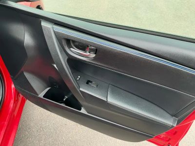 2017 Toyota Corolla — photo 21 view