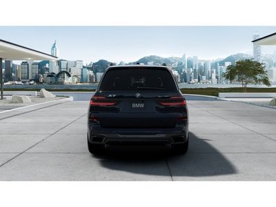 2026 BMW X7 — detail view