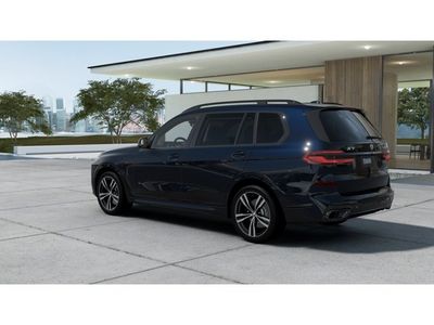 2026 BMW X7 — side profile view