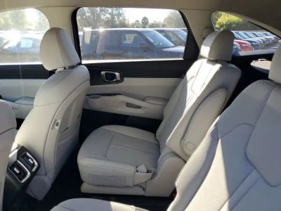 2025 Kia Sorento — photo 25 view