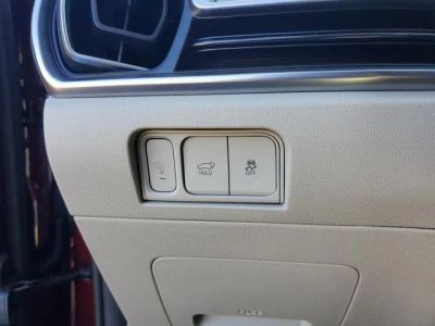 2025 Kia Sorento — photo 10 view